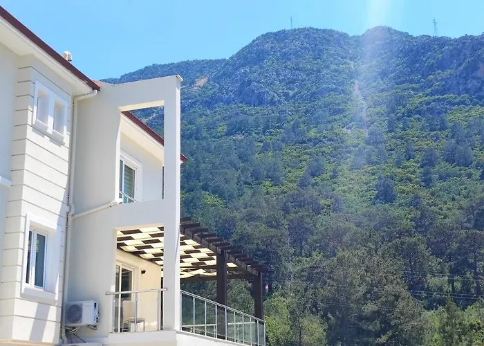 Lillyrose Villa