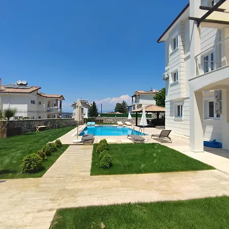 Lillyrose Villa