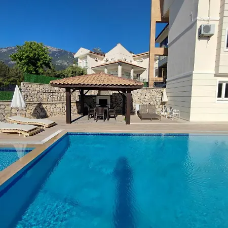Lillyrose Villa